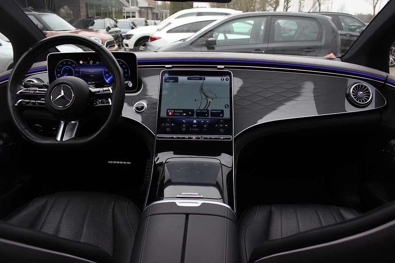 Occasion Mercedes EQE350 AMG line 215 kW (293 PK) 2023 Grijs (metallic) Sedan