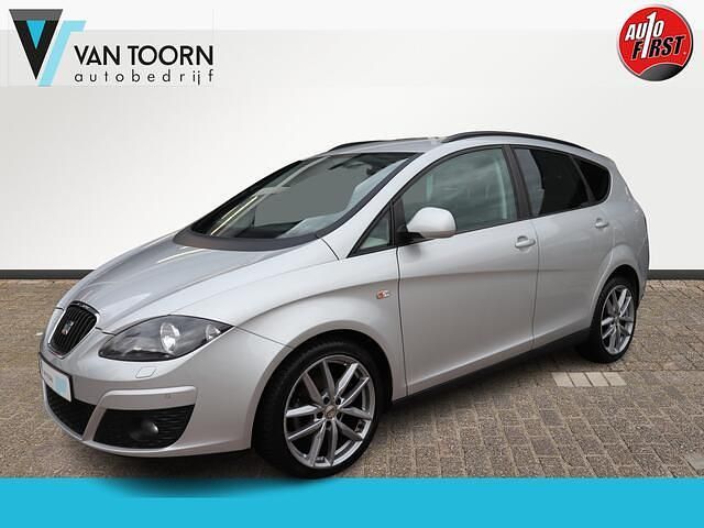 Grijs Gebruikt 2015 Seat Altea XL Style MPV | € 10.948 - Afbeelding 1/4
