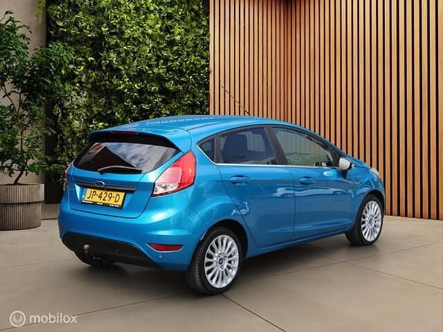 Occasion Ford Fiesta Titanium X 101 PK (74 kW) 2015 Blauw Hatchback
