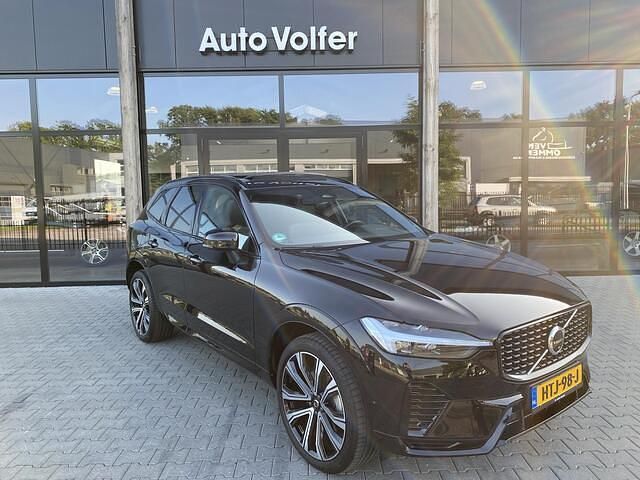 Zwart Gebruikt 2022 Volvo XC60 R-Design SUV | € 44.950 (Goede deal) - Afbeelding 1/4