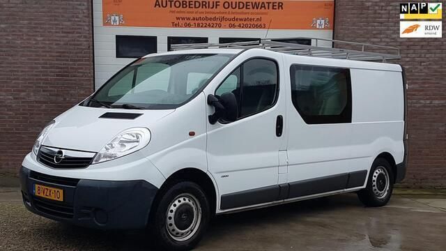 Wit Gebruikt 2013 Opel Vivaro Van | € 9.950 - Afbeelding 1/4