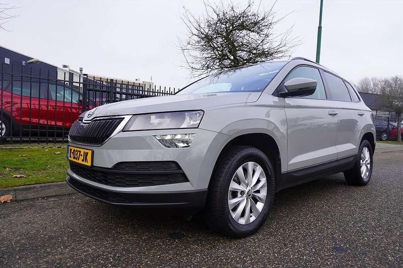 Grijs Occasion 2021 Skoda Karoq Business Line SUV | € 24.945 (Super prijs) - Afbeelding 1/4