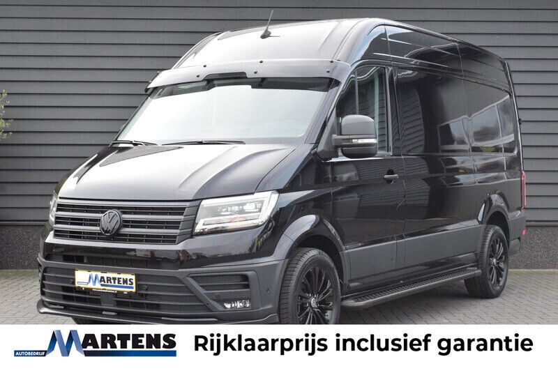 Zwart Nieuw 2024 VW Crafter Highline Van | € 44.499 (Goede deal) - Afbeelding 1/4