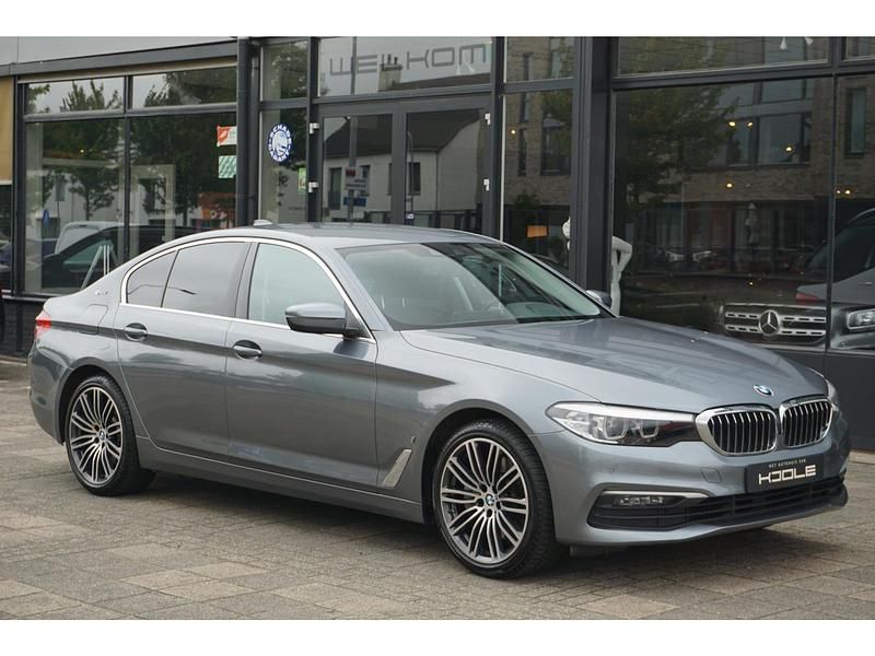Grijs Occasion 2019 BMW 530 Executive Sedan | € 22.480 (Super prijs) - Afbeelding 1/4