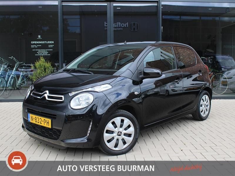 Zwart Gebruikt 2021 Citroën C1 Feel Hatchback | € 7.950 (Eerlijke prijs) - Afbeelding 1/4
