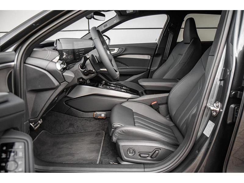 Occasion Audi A5 Competition 368 PK (270 kW) 2025 Grijs Coupé