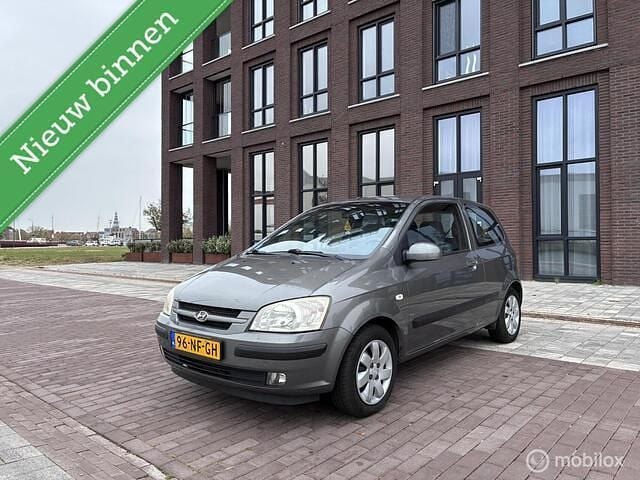 Grijs Gebruikt 2003 Hyundai Getz GLS Hatchback | € 3.950 (Duur) - Afbeelding 1/4