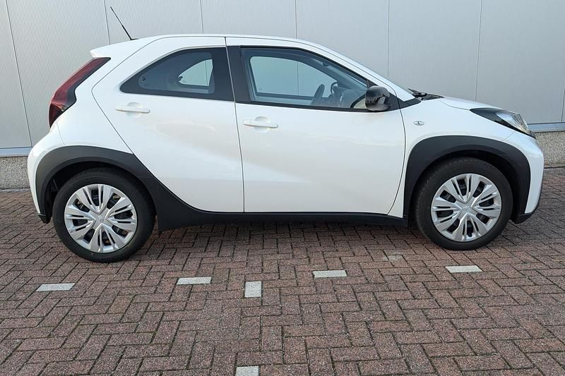 Occasion Toyota Aygo X Play 72 PK (52 kW) 2024 Wit SUV