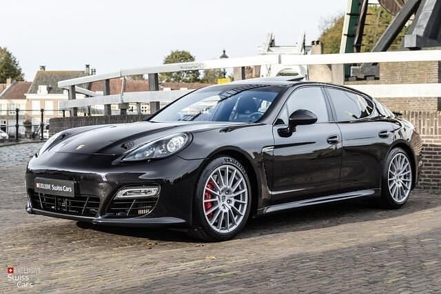 Zwart Gebruikt 2011 Porsche Panamera Turbo Sedan | € 59.995 - Afbeelding 1/4