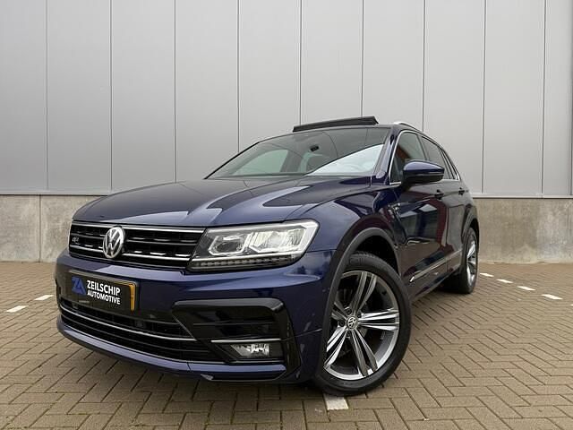 Blauw Occasion 2018 VW Tiguan Highline SUV | € 27.999 (Duur) - Afbeelding 1/4
