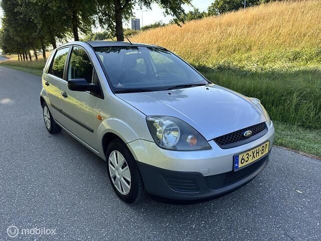 Occasion Ford Fiesta Cool & Sound Edition 69 PK (50 kW) 2007 Grijs Hatchback