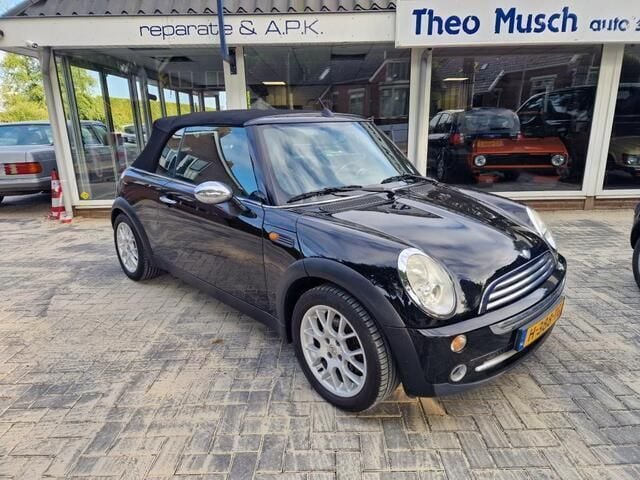 Occasion Mini Cooper Cabriolet 90 PK (66 kW) 2004 Zwart Cabriolet