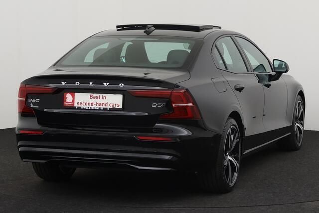 Occasion Volvo S60 2023 Zwart Sedan