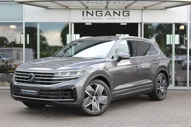 Grijs Gebruikt 2024 VW Touareg Elegance SUV | € 79.950 (Goede deal) - Afbeelding 1/4