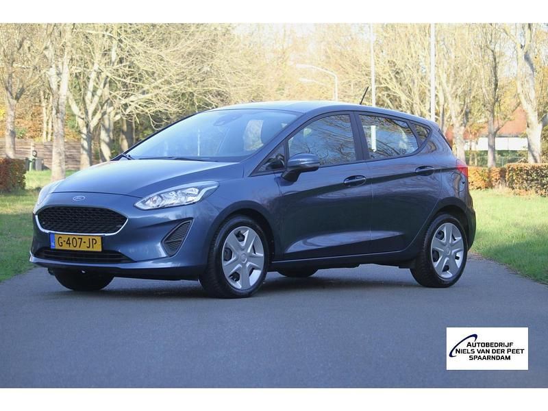 Blauw (metallic) Gebruikt 2019 Ford Fiesta Trend Hatchback | € 11.995 (Eerlijke prijs) - Afbeelding 1/4