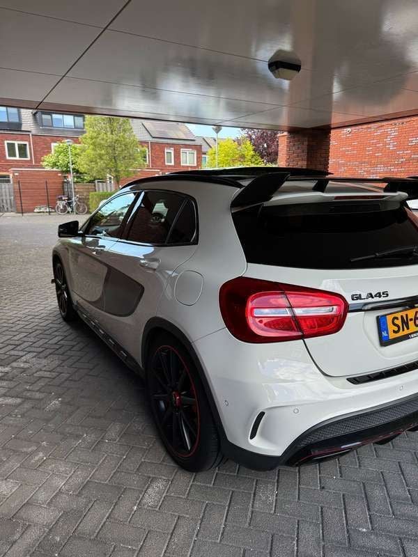 Wit Gebruikt 2014 Mercedes GLA45 AMG AMG SUV | € 26.950 (Iets duurder) - Afbeelding 1/4