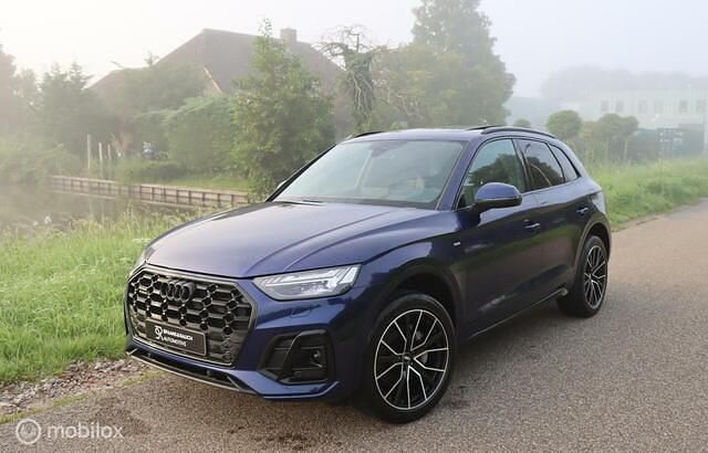 Blauw Occasion 2023 Audi Q5 S-Line SUV | € 47.450 (Eerlijke prijs) - Afbeelding 1/4