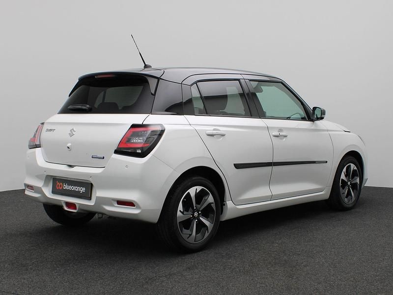 Occasion Suzuki Swift Style 82 PK (60 kW) 2024 Wit Hatchback
