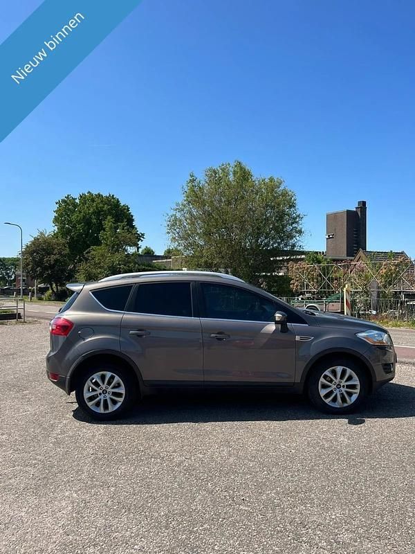 Bruin Gebruikt 2012 Ford Kuga SUV | € 8.950 - Afbeelding 1/4