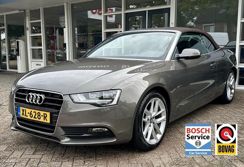 Bruin, metallic lak Gebruikt 2015 Audi A5 Cabriolet Cabriolet | € 10.950 (Super prijs) - Afbeelding 1/4