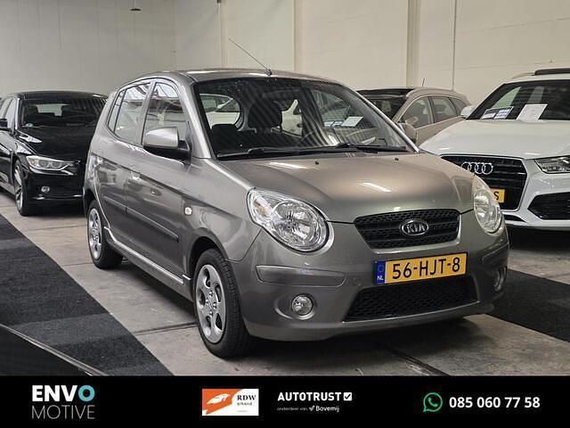Grijs Gebruikt 2009 Kia Picanto Hatchback | € 2.350 (Eerlijke prijs) - Afbeelding 1/4