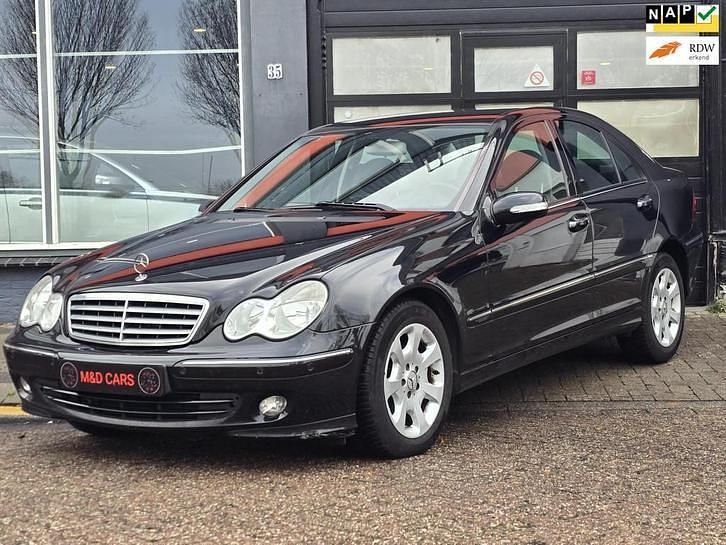 Occasion 2006 Mercedes C200 Elegance | € 2.950 (Goede deal) - Afbeelding 1/4