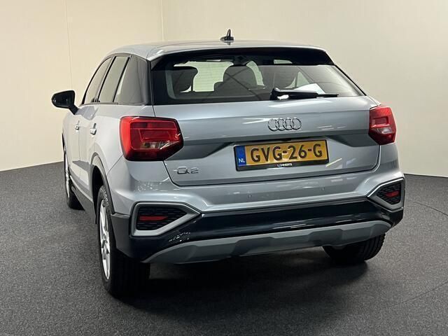 Occasion Audi Q2 Proline 150 PK (110 kW) 2023 Grijs, metallic lak SUV