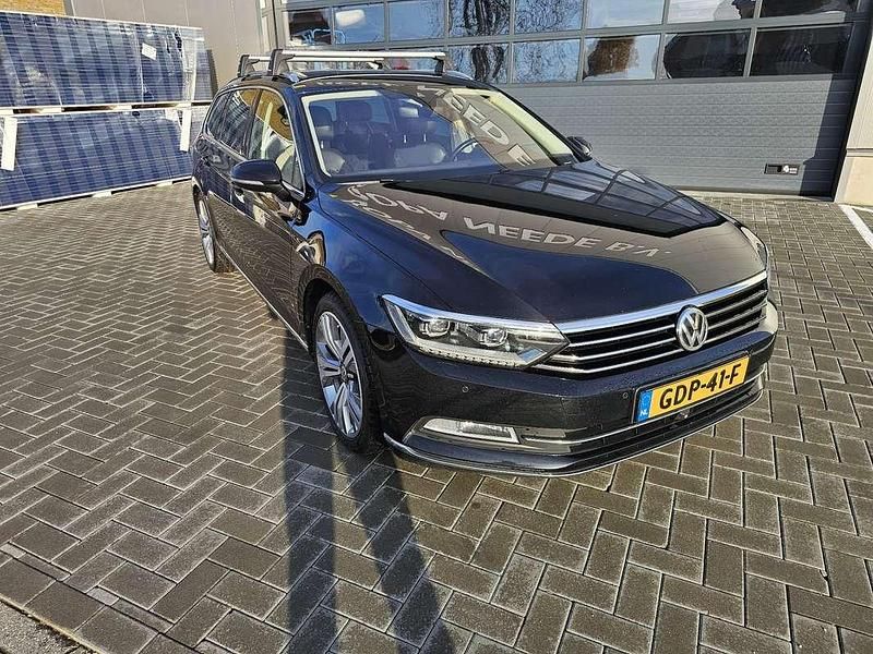 Occasion 2015 VW Passat Highline Stationwagen | € 15.500 (Eerlijke prijs) - Afbeelding 1/4