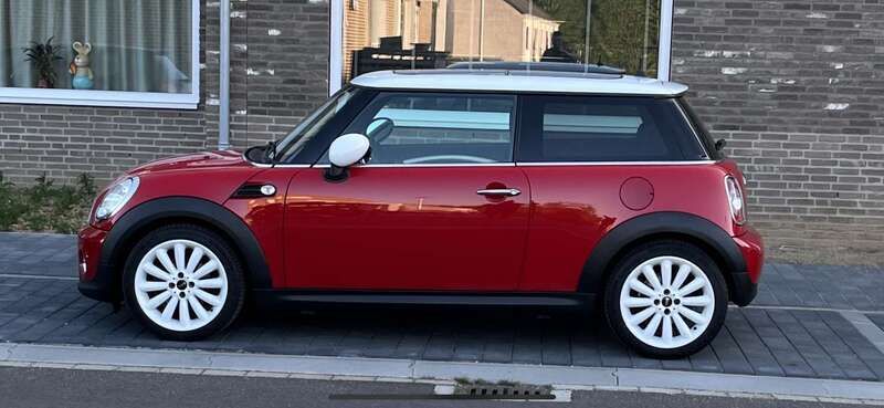 Gebruikt 2012 Mini Cooper Hatchback | € 7.599 (Duur) - Afbeelding 1/4