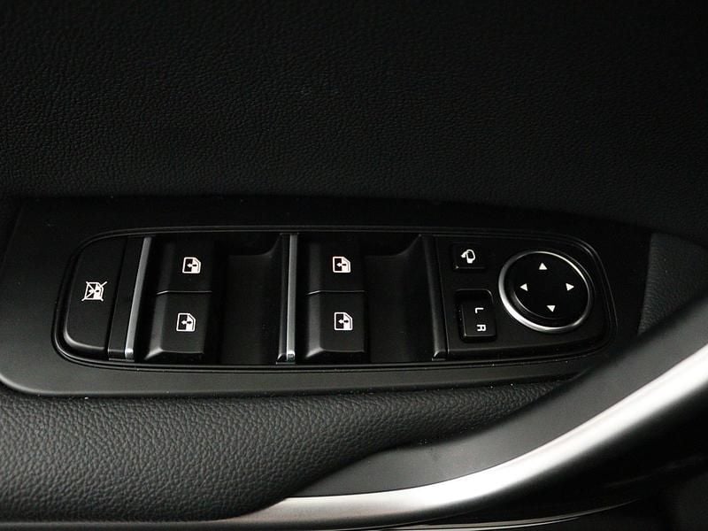 Occasion Kia ProCeed GT 142 PK (104 kW) 2024 Deluxe white (licht wit metallic) Hatchback