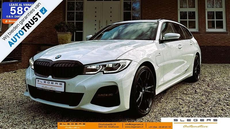 Wit Gebruikt 2021 BMW 330e Executive Stationwagen | € 35.750 (Eerlijke prijs) - Afbeelding 1/4