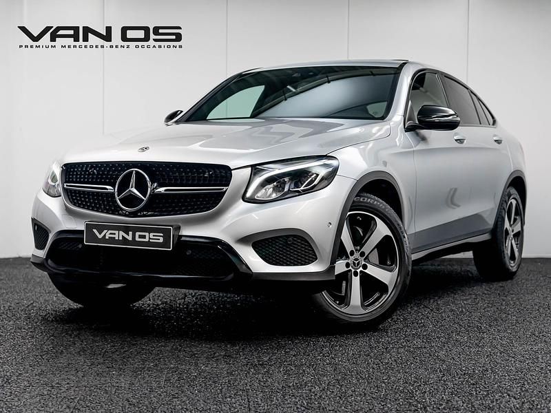 Grijs Gebruikt 2020 Mercedes GLC250 Night Coupé | € 39.995 (Super prijs) - Afbeelding 1/4