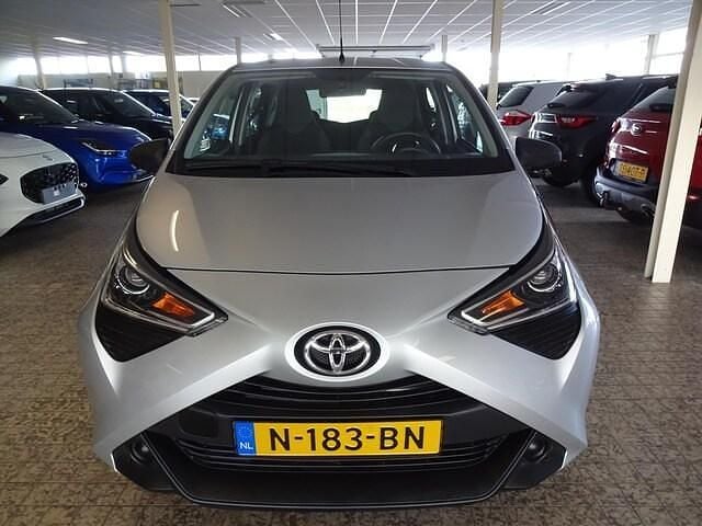 Occasion Toyota Aygo 72 PK (52 kW) 2021 Grijs Hatchback