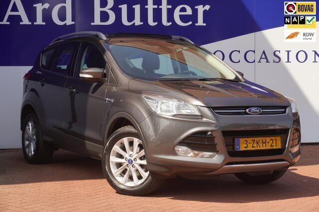 Grijs Gebruikt 2015 Ford Kuga Titanium SUV | € 13.999 (Goede deal) - Afbeelding 1/4