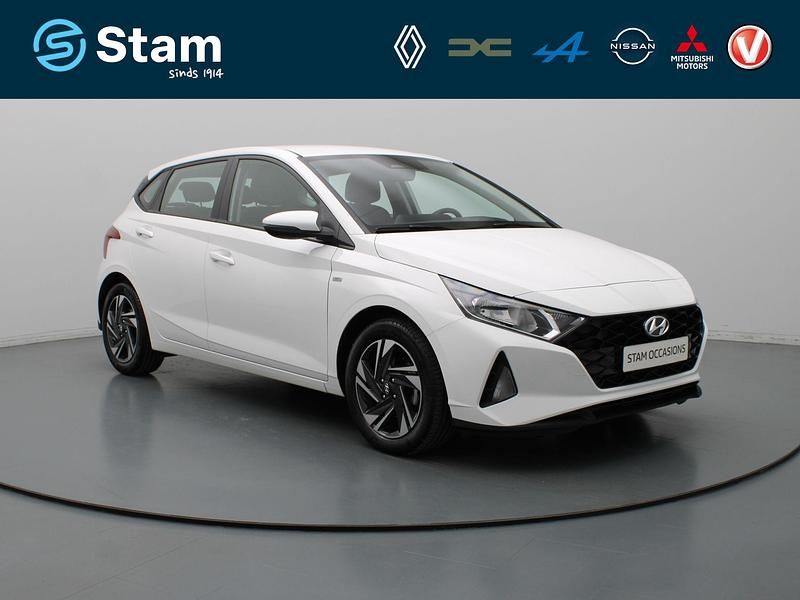 Wit Occasion 2021 Hyundai i20 Comfort Hatchback | € 14.990 (Goede deal) - Afbeelding 1/4