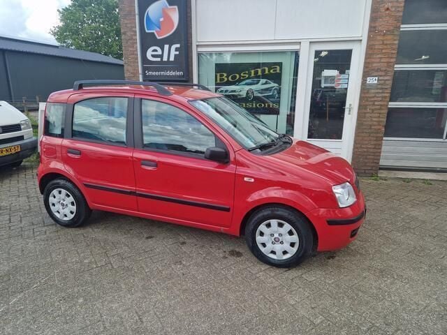 Rood Gebruikt 2005 Fiat Panda Hatchback | € 988 (Goede deal) - Afbeelding 1/4