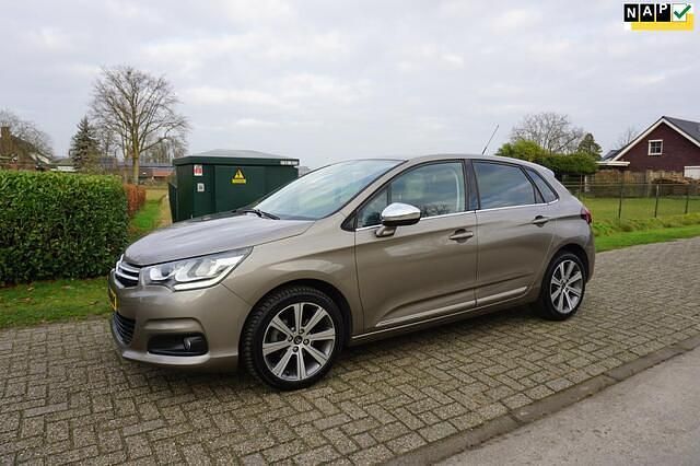 Grijs Occasion 2016 Citroën C4 Feel Hatchback | € 8.950 (Eerlijke prijs) - Afbeelding 1/4