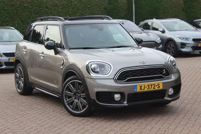 Grijs Gebruikt 2019 Mini Cooper S Countryman Chili SUV | € 21.750 (Eerlijke prijs) - Afbeelding 1/4