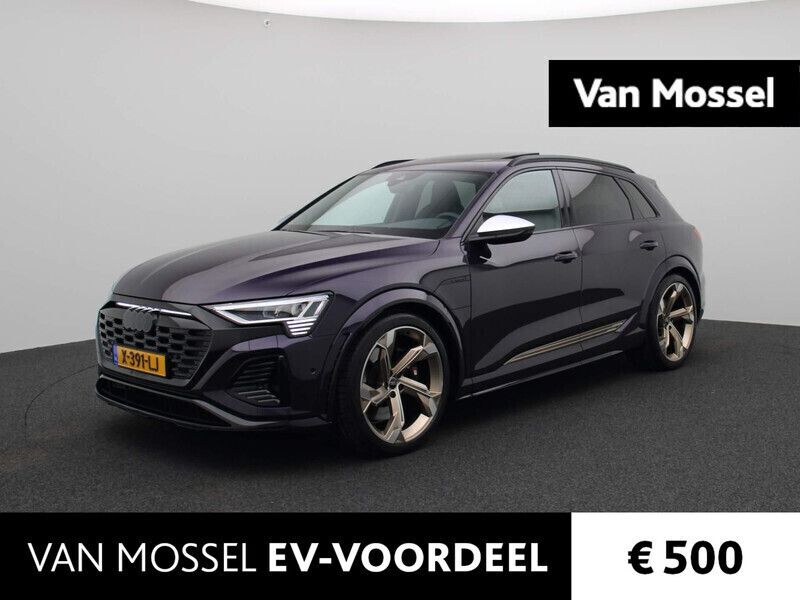 Paars Gebruikt 2024 Audi SQ8 e-tron Design SUV | € 83.950 - Afbeelding 1/4