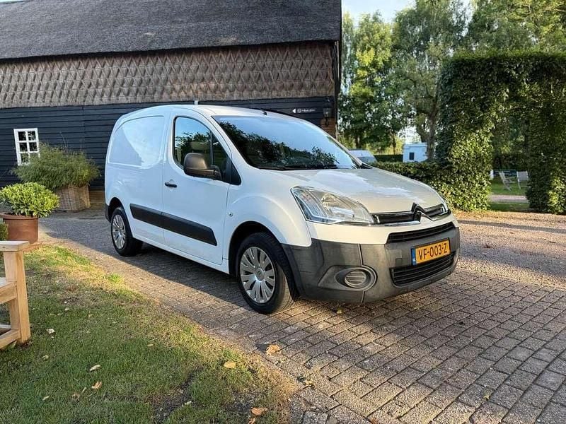 Gebruikt 2013 Citroën Berlingo Comfort MPV | € 5.250 (Eerlijke prijs) - Afbeelding 1/4