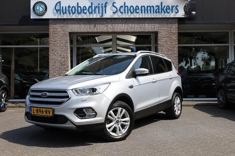 Grijs Gebruikt 2020 Ford Kuga Titanium SUV | € 20.940 (Goede deal) - Afbeelding 1/4