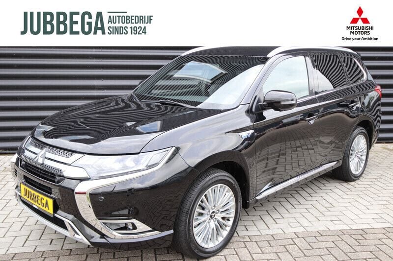 Amethyst black (zwart parelmoer) Gebruikt 2020 Mitsubishi Outlander P-HEV Instyle SUV | € 27.995 (Eerlijke prijs) - Afbeelding 1/4