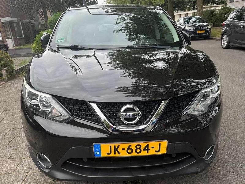 Zwart Gebruikt 2016 Nissan Qashqai Acenta SUV | € 12.450 (Iets duurder) - Afbeelding 1/4
