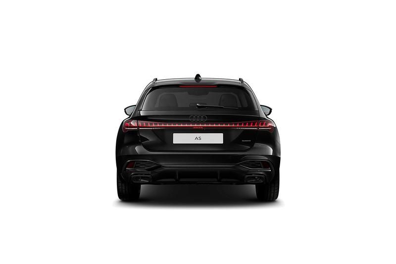 Nieuw Audi A5 Ambiente 2026 Mythoszwart metallic Stationwagen