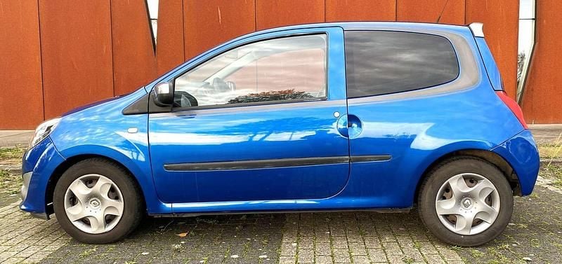 Blauw Occasion 2011 Renault Twingo Collection Hatchback | € 2.495 (Eerlijke prijs) - Afbeelding 1/4