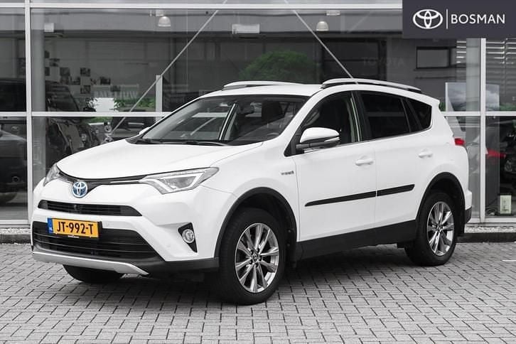 Wit Occasion 2016 Toyota RAV4 Business Edition SUV | € 19.950 (Iets duurder) - Afbeelding 1/4
