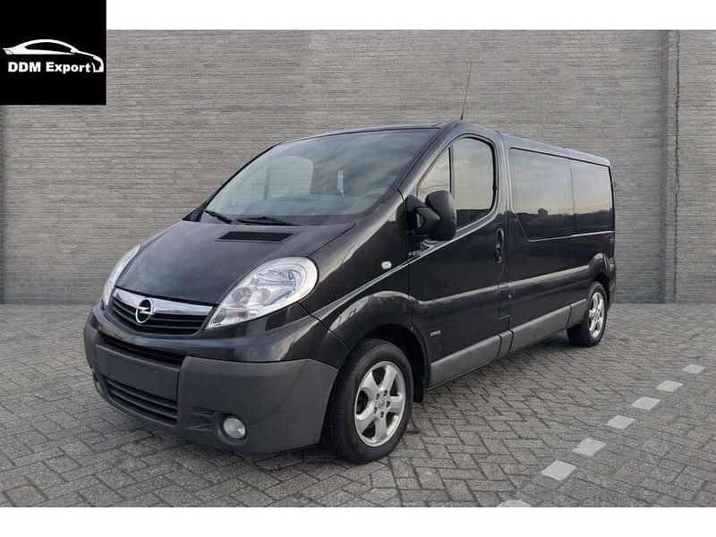 Zwart Occasion 2014 Opel Vivaro MPV | € 7.999 (Eerlijke prijs) - Afbeelding 1/4