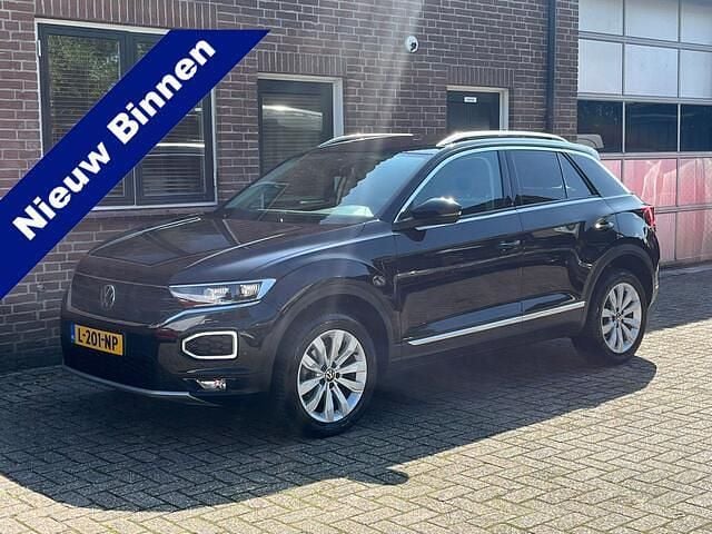 Zwart Gebruikt 2021 VW T-Roc Sportline SUV | € 26.449 (Goede deal) - Afbeelding 1/4