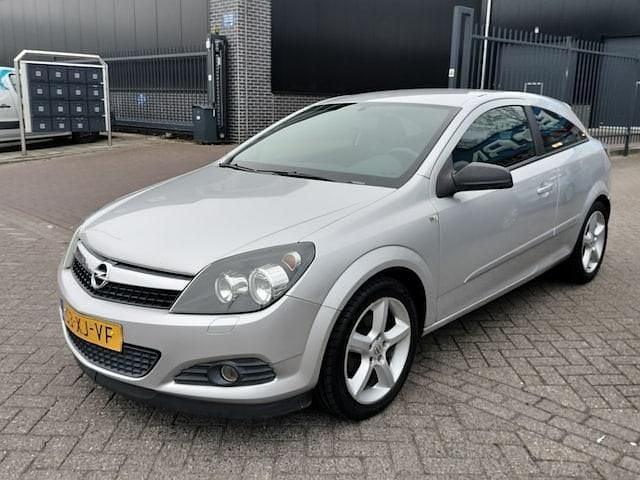 Occasion Opel Astra GTC Sport 116 PK (85 kW) 2007 Grijs (metallic) Hatchback