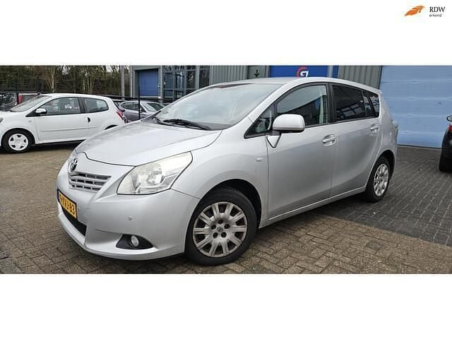 Grijs Occasion 2012 Toyota Verso Business Edition MPV | € 8.450 (Eerlijke prijs) - Afbeelding 1/4